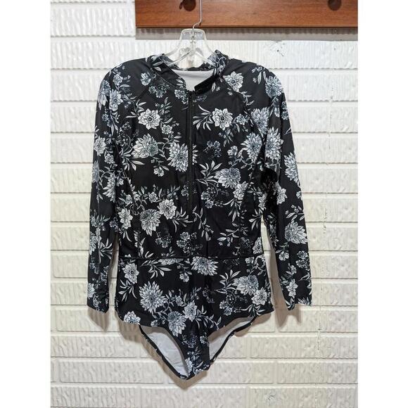 Other - Black White Floral Long Sleeve Zip Front Swim Suit SZ XXL